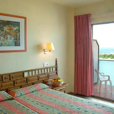 Otel Htop Molinos Park #htopenjoy Salou